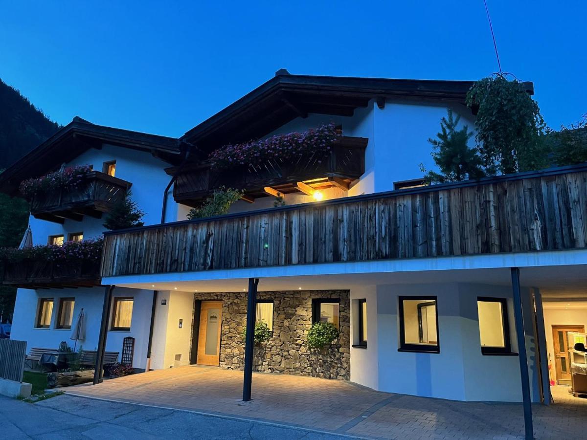 Ferienhaus Ragg Kaunertal Exterior foto